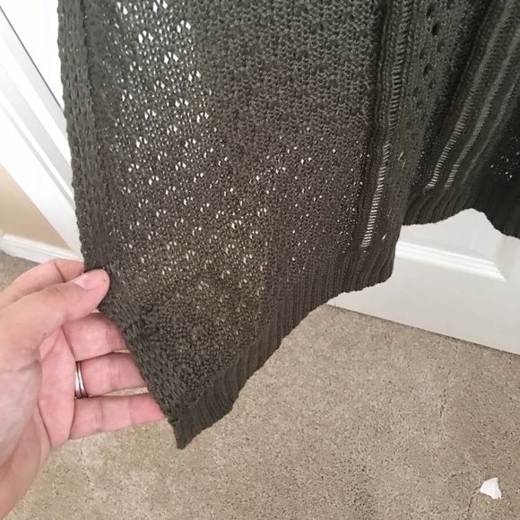 Hunter green knit vest shrug - Picture 5 of 7